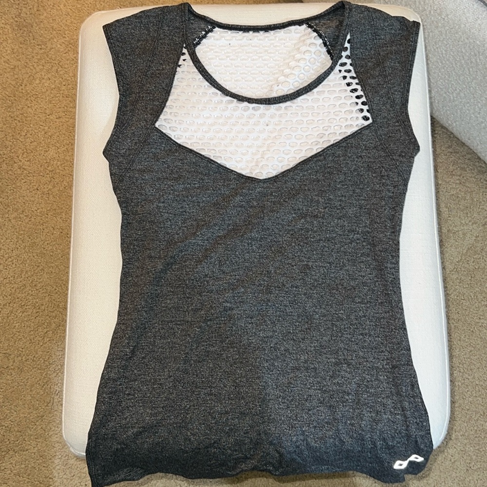 Lorna Jane women's active top, size S